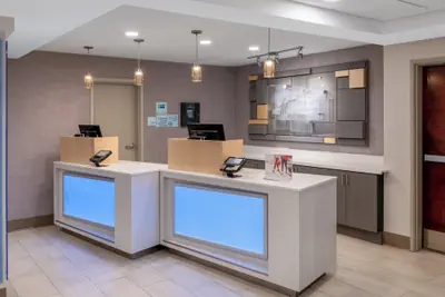 Photo 4 - Holiday Inn Express Colorado Springs Airport by IHG