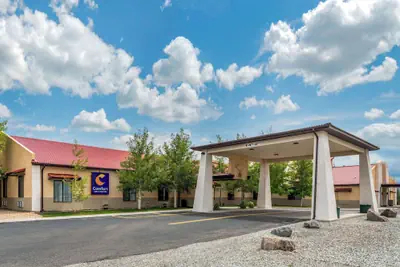Photo 2 - Comfort Inn & Suites Alamosa