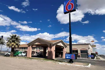 Photo 2 - Motel 6 Deming, NM