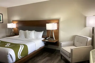 Photo 4 - SureStay Plus by Best Western Alamogordo White Sands