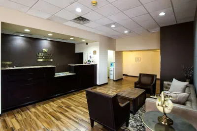 Photo 3 - Quality Inn & Suites Moline - Quad Cities