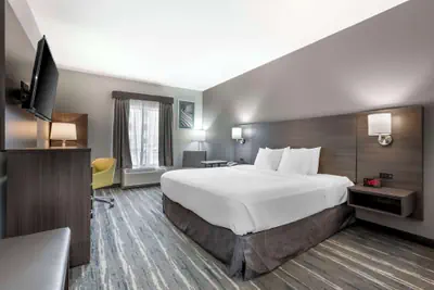 Photo 5 - Best Western Heartland Inn