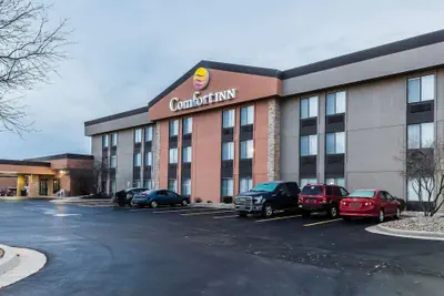 Photo 2 - Comfort Inn Alton near I-255