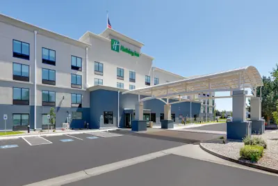 Photo 2 - Holiday Inn Twin Falls by IHG
