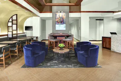 Photo 4 - Hyatt Place Detroit/Auburn Hills