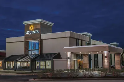 Photo 2 - La Quinta Inn & Suites by Wyndham Festus - St. Louis South