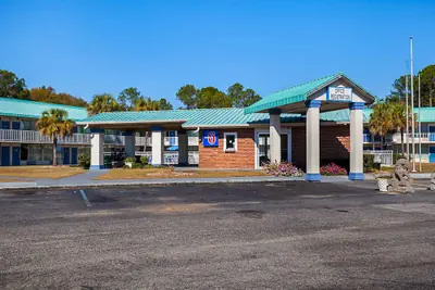 Photo 2 - Motel 6 Tifton, GA