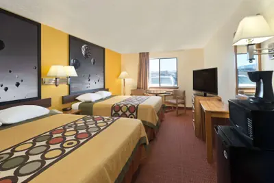 Photo 5 - Super 8 by Wyndham Alamogordo/White Sands