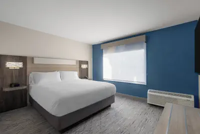 Photo 4 - Holiday Inn Express Tifton by IHG