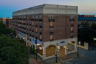Photo 2 - Hampton Inn Savannah-Historic District
