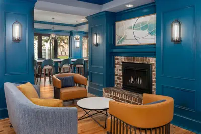 Photo 4 - Hampton Inn Savannah-Historic District