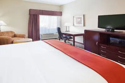 Photo 5 - Holiday Inn Express Peachtree Corners - Norcross by IHG