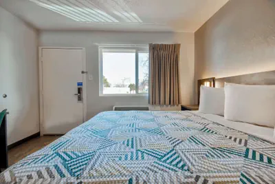 Photo 5 - Motel 6 Santa Fe