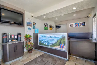 Photo 3 - Motel 6 Santa Fe