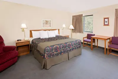 Photo 3 - Days Inn by Wyndham Boonville