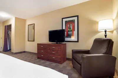 Photo 3 - Studio 6 Suites Jackson Ridgeland MS