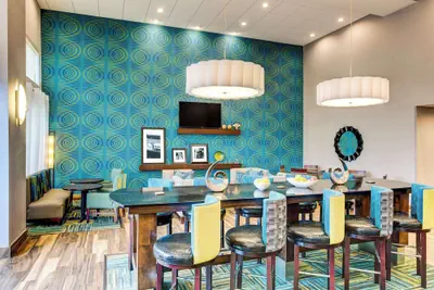Photo 5 - Hampton Inn & Suites Macon I-475