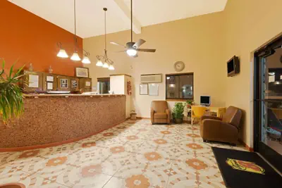 Photo 3 - Super 8 by Wyndham Las Cruces/White Sands Area