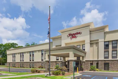 Photo 2 - Hampton Inn Lagrange near Callaway Gardens