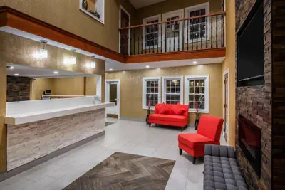 Photo 4 - Ramada by Wyndham Groton/Mystic