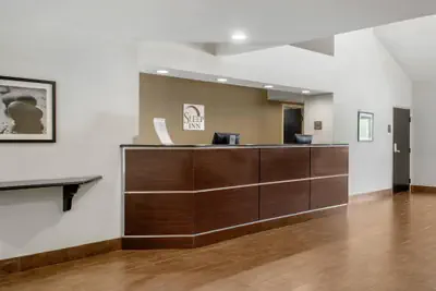 Photo 4 - Sleep Inn Baton Rouge East I-12