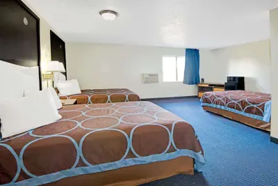 Photo 4 - Super 8 by Wyndham Las Cruces University Area