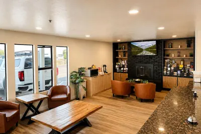 Photo 3 - Seabird Lodge