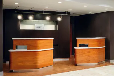 Photo 2 - Courtyard® by Marriott® Baton Rouge South