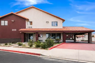 Photo 2 - Red Roof Inn Palmdale - Lancaster