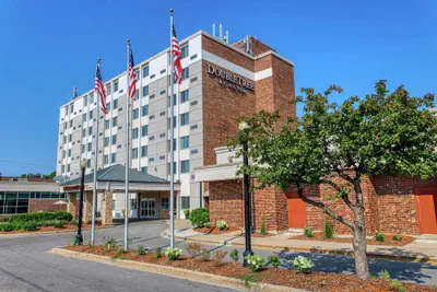 Photo 2 - DoubleTree by Hilton Neenah