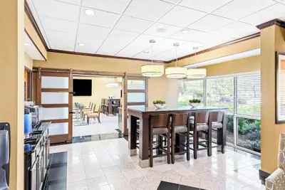 Photo 5 - Best Western Gwinnett Center Hotel