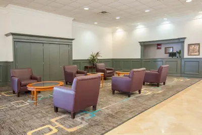 Photo 4 - Four Points by Sheraton Alexandria