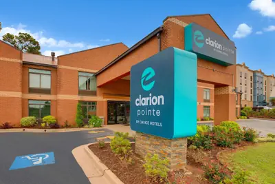 Photo 2 - Clarion Pointe Atlanta Airport College Park