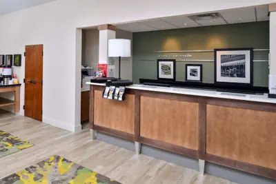 Photo 5 - Hampton Inn Cartersville