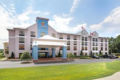 Photo 2 - Comfort Inn & Suites Carrollton
