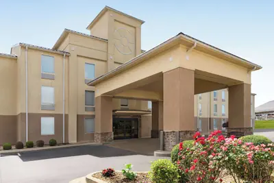 Photo 2 - Baymont by Wyndham Georgetown/Lexington North