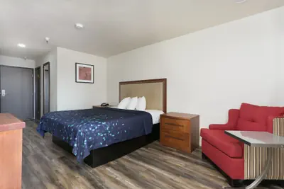Photo 3 - Waterloo Inn