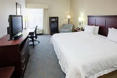 Photo 4 - Hampton Inn Elizabethtown KY