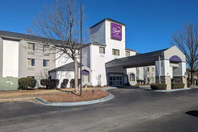 Photo 2 - Sleep Inn Pelham Oak Mountain