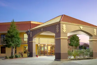 Photo 2 - Red Roof Inn & Suites Oxford