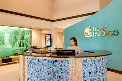Photo 3 - Hotel Indigo Chicago-Vernon Hills by IHG