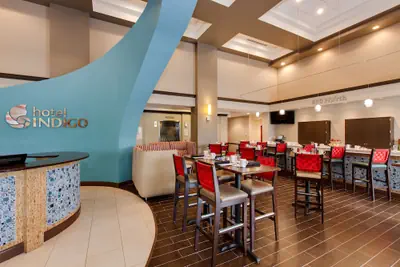 Photo 2 - Hotel Indigo Chicago-Vernon Hills by IHG