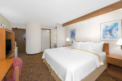 Photo 4 - Days Inn by Wyndham Liberal KS