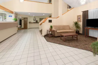 Photo 2 - Days Inn by Wyndham Liberal KS