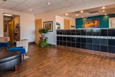 Photo 3 - SureStay Hotel by Best Western Ottawa