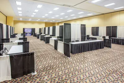 Photo 3 - Crowne Plaza Springfield by IHG