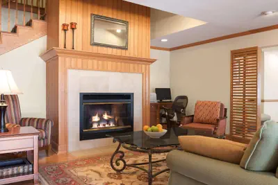 Photo 4 - Country Inn & Suites by Radisson, Davenport - Quad Cities