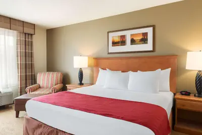 Photo 2 - Country Inn & Suites by Radisson, Davenport - Quad Cities