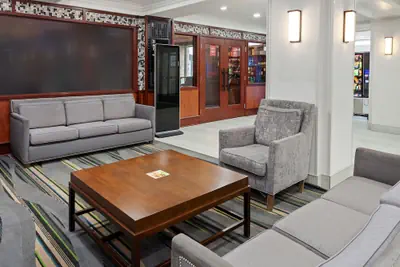 Photo 3 - Holiday Inn Chicago Oakbrook by IHG
