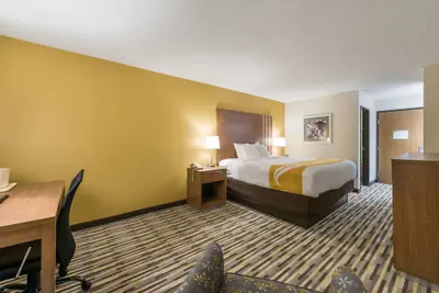 Photo 5 - Quality Inn Michigan City South